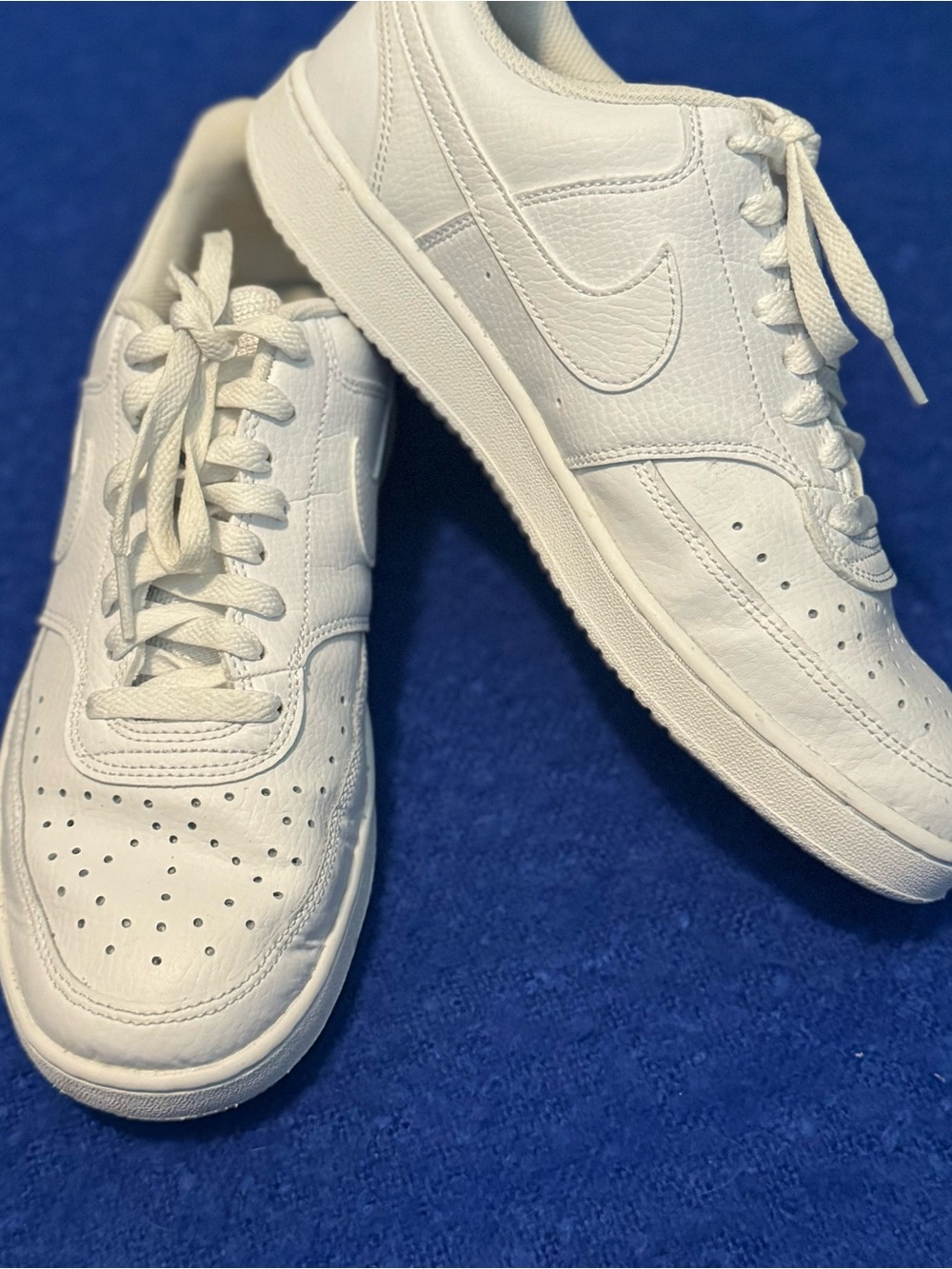 Women’s White Leather Low-Top Nike - Classic All-White